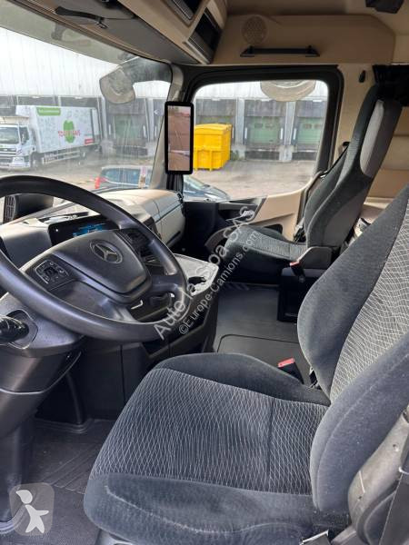 Mercedes 1848 LS tractor unit