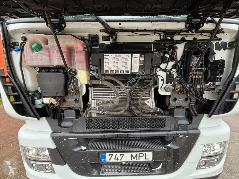Iveco 480 4x2 ADR tractor unit