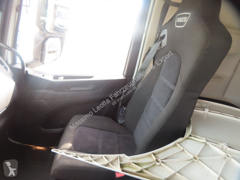 Iveco S-Way 490 Intarder FZ.4 tractor unit