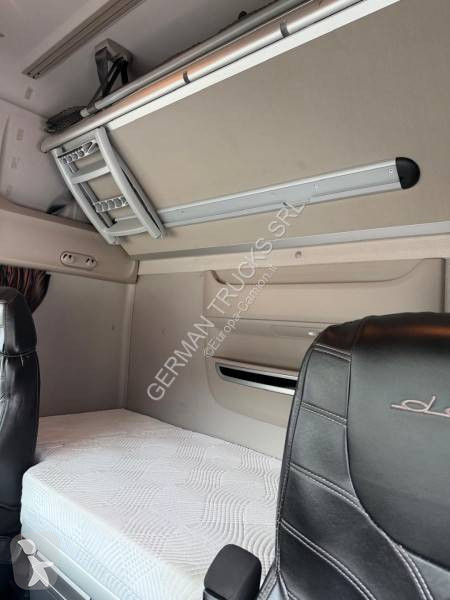 DAF 480 tractor unit