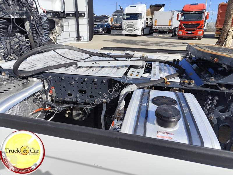 Iveco 510 tractor unit