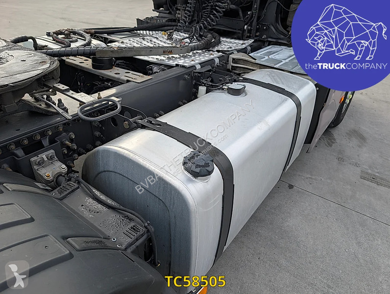 Renault T 520 tractor unit