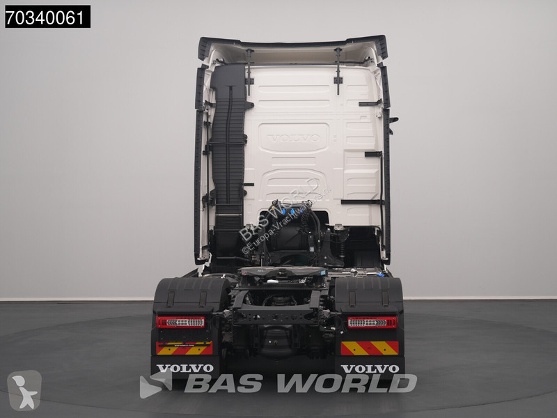 Tahač Volvo 700 FH 4X2 NEW! Retarder 2xTanks...
