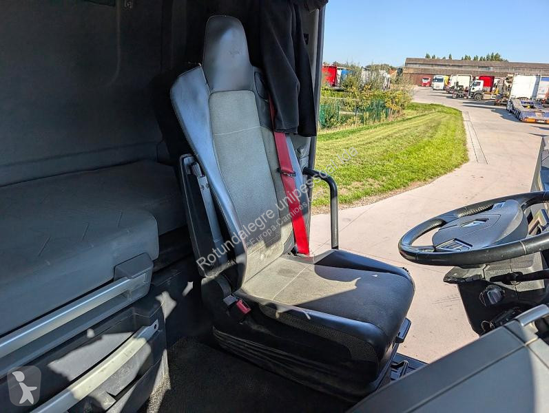 Renault  T520 tractor unit