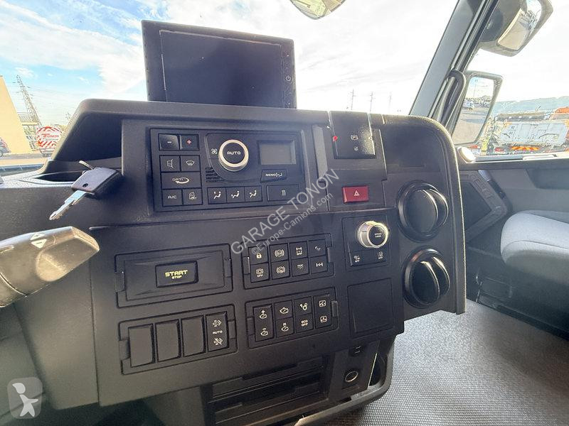 Renault  tractor unit