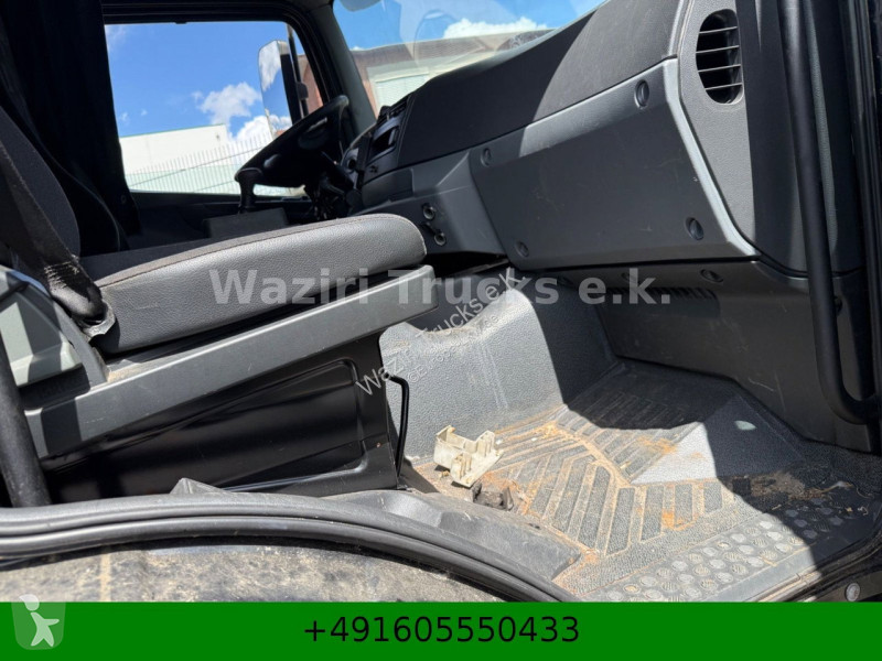 Mercedes 1828 tractor unit
