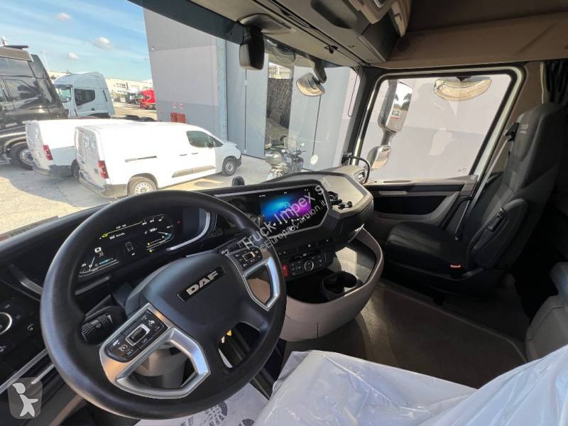 DAF 480 tractor unit