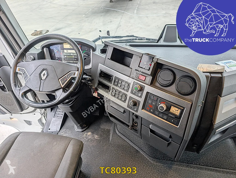 Renault T 520 tractor unit