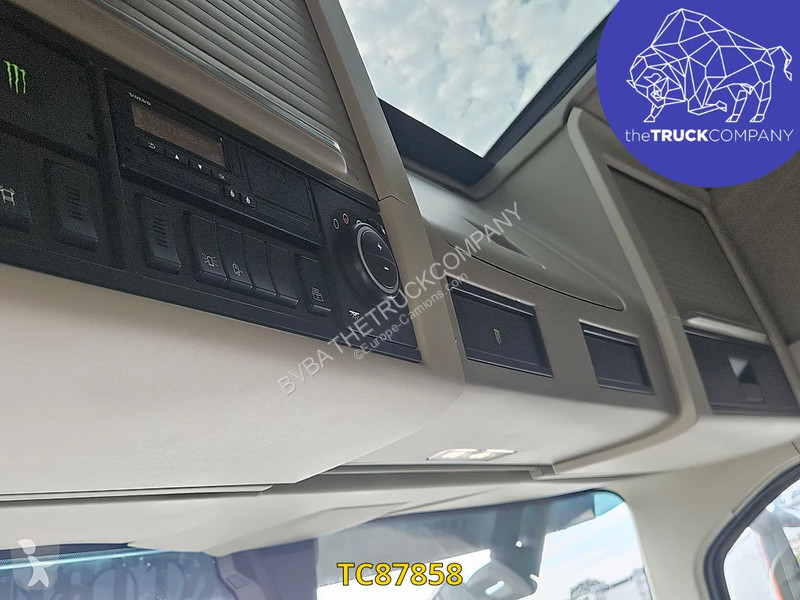 Traktor Volvo 500