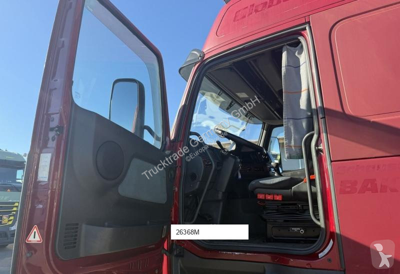 Tahač Volvo 420 4x2 / Swiss-Vehicle