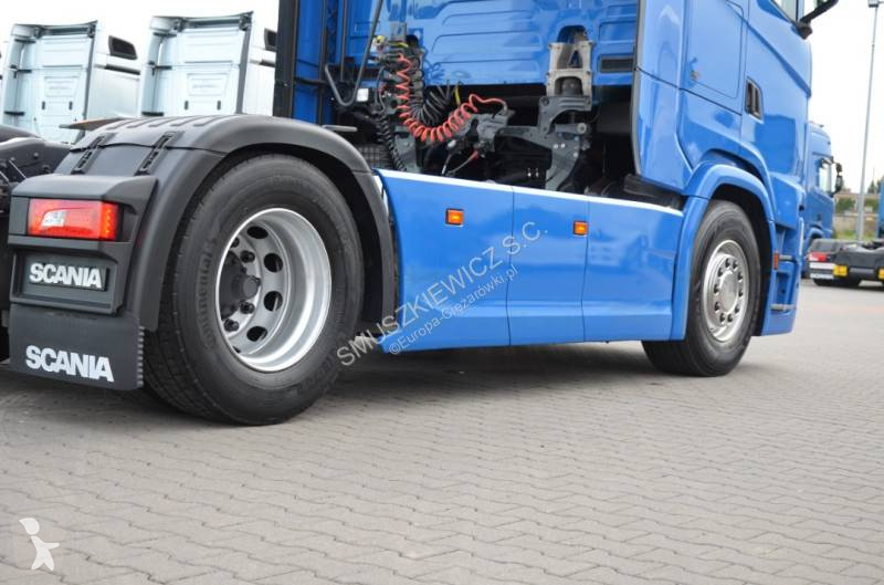 Scania 450 tractor unit
