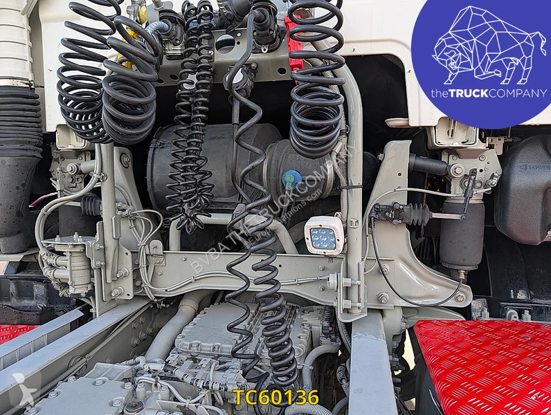 Traktor Volvo 500
