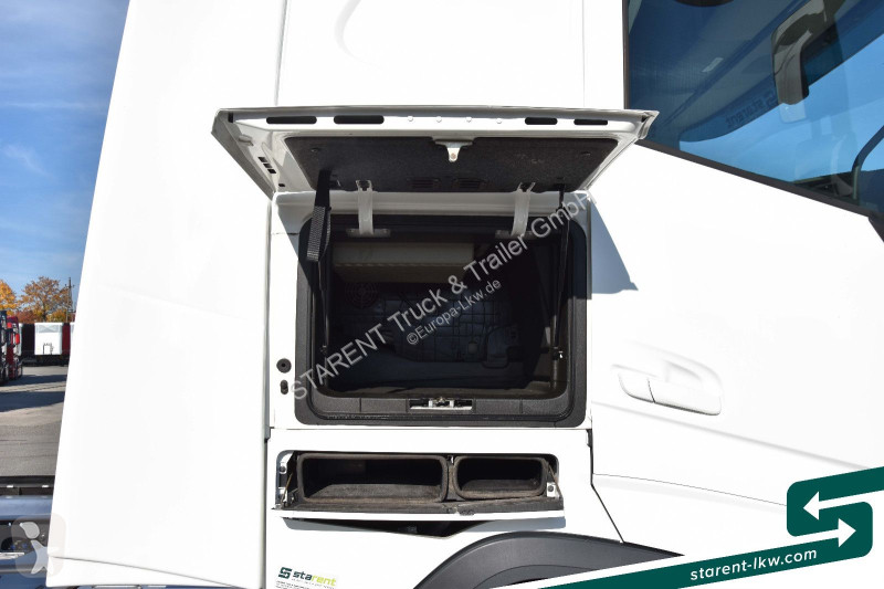 Tahač Volvo 500 Retarder Vollluftfederung...