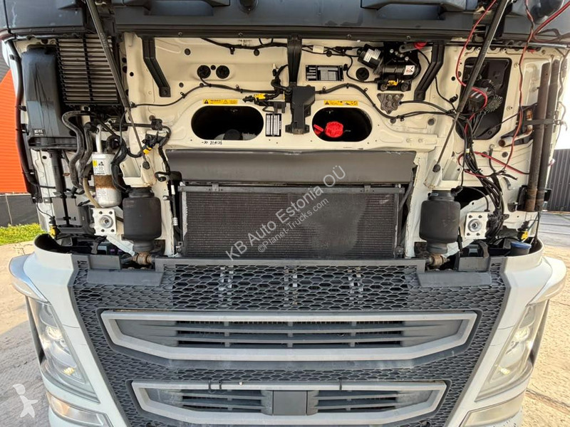 Tahač Volvo 500 6x2 GLOBE XL / HYDRAULICS
