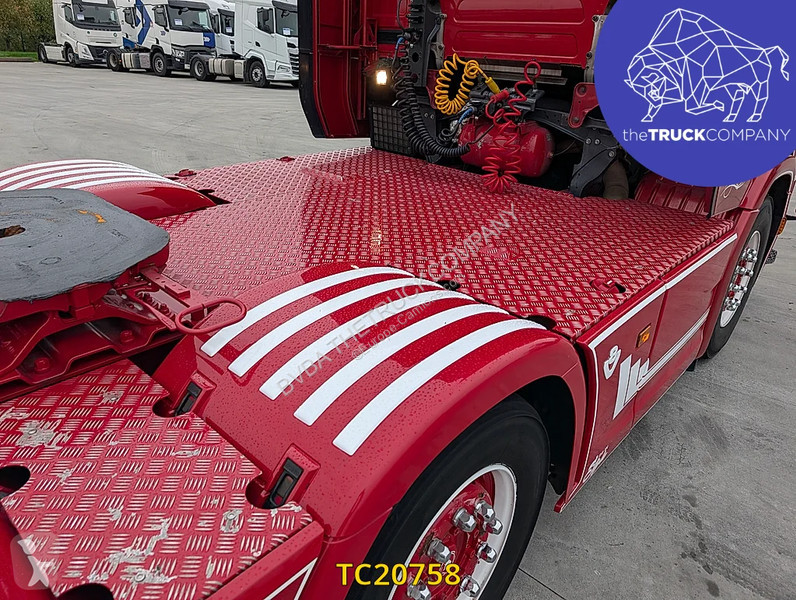 Scania 520 tractor unit
