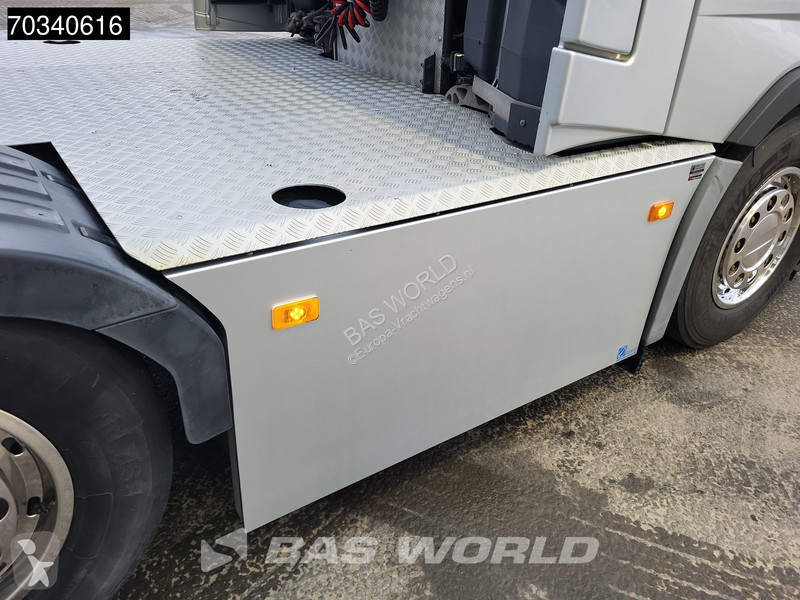 Nyergesvontató Volvo 650 6X2 XL Full-Air...