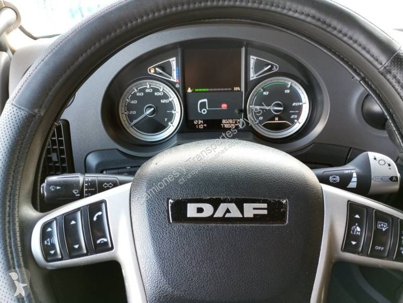 Nyergesvontató DAF 530 FT