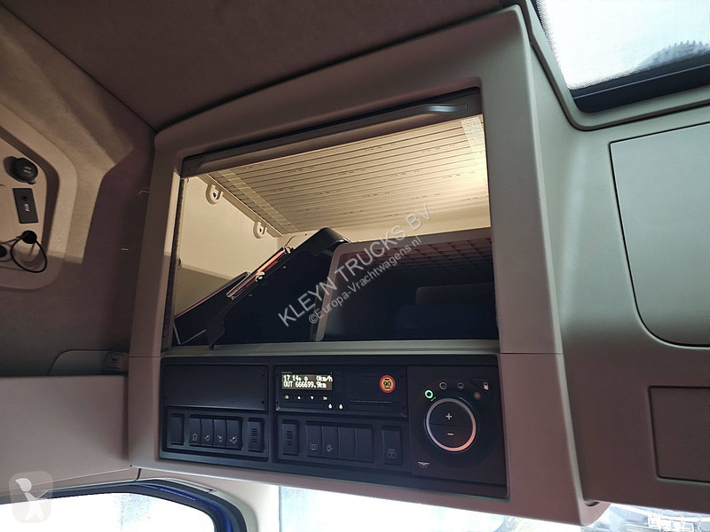 Volvo 500 6X4 RETARDER tractor unit