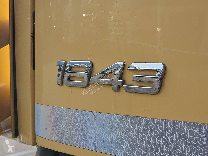 Nyergesvontató Mercedes ACTROS 1843