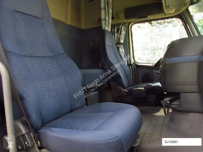 Traktor Volvo 440 Euro-3 Globetrotter 7B...