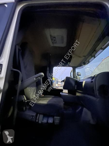 Traktor Scania 560