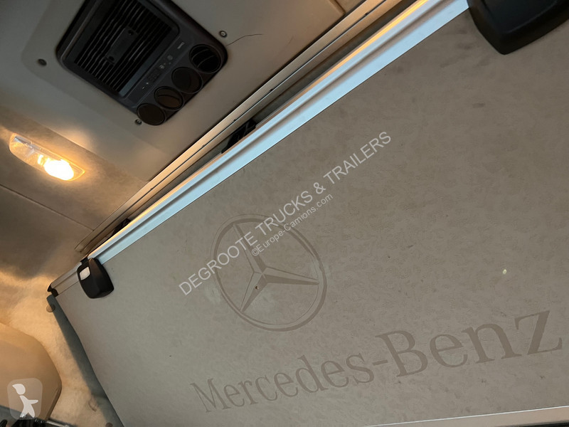 Trattore Stradale Mercedes 1845 BigSpace