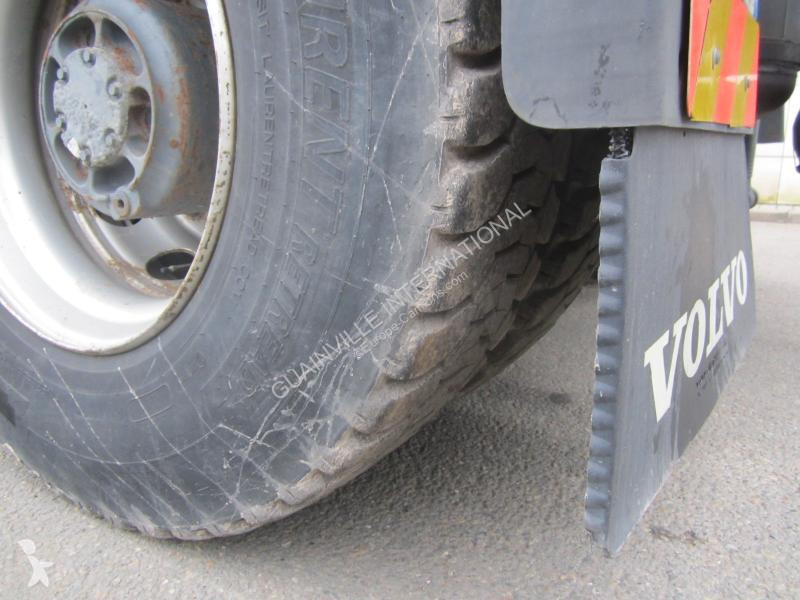 Traktor Volvo 600