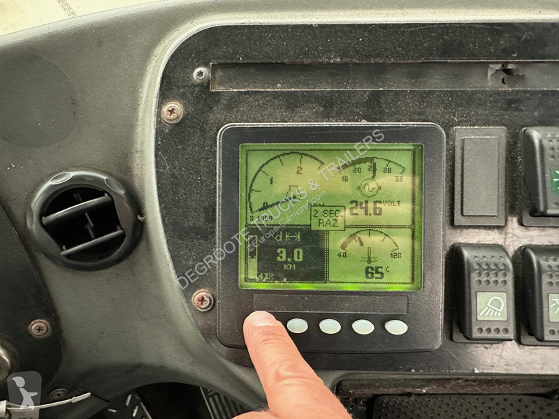 Traktor Kalmar TT612D