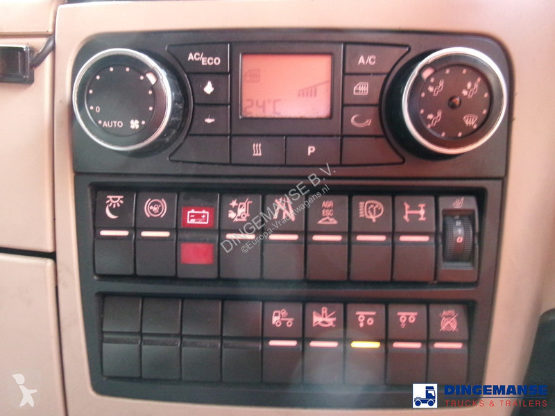 Traktor MAN 26.460 6X2 RHD Euro 6