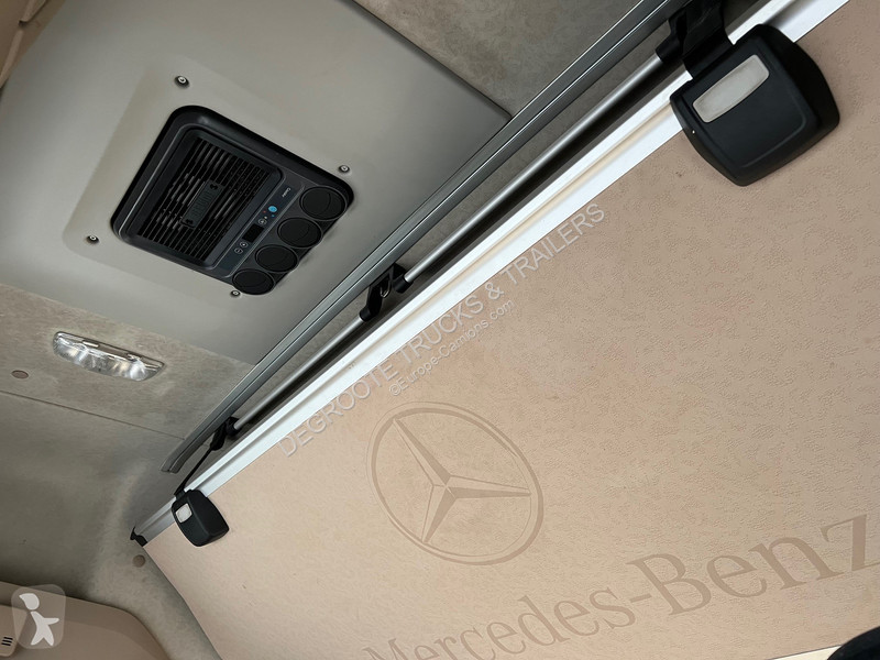 Traktor Mercedes 1845 BigSpace