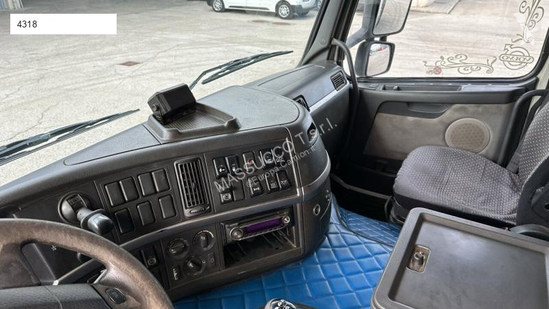 Traktor Volvo FM 9 4x2