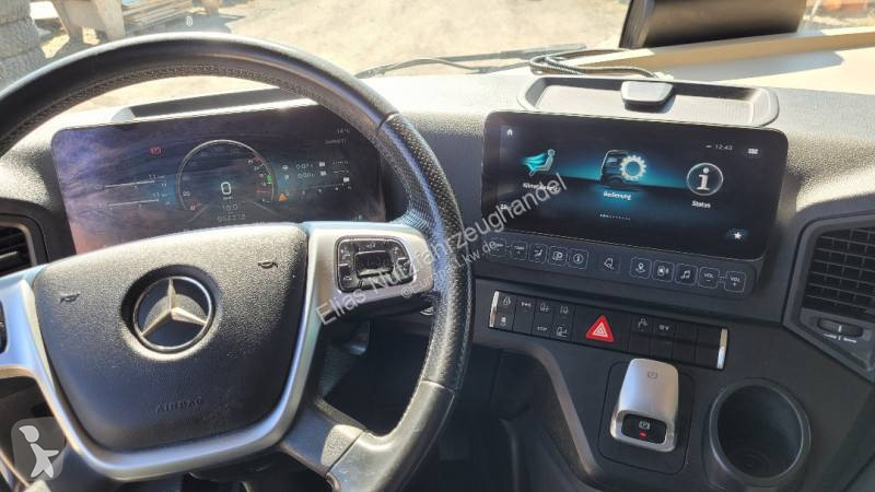 Tractor Mercedes