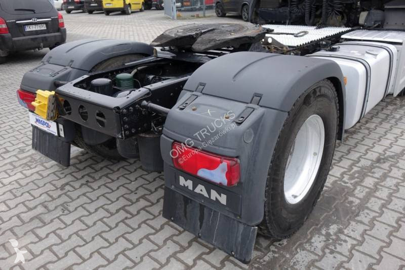 Cap tractor MAN