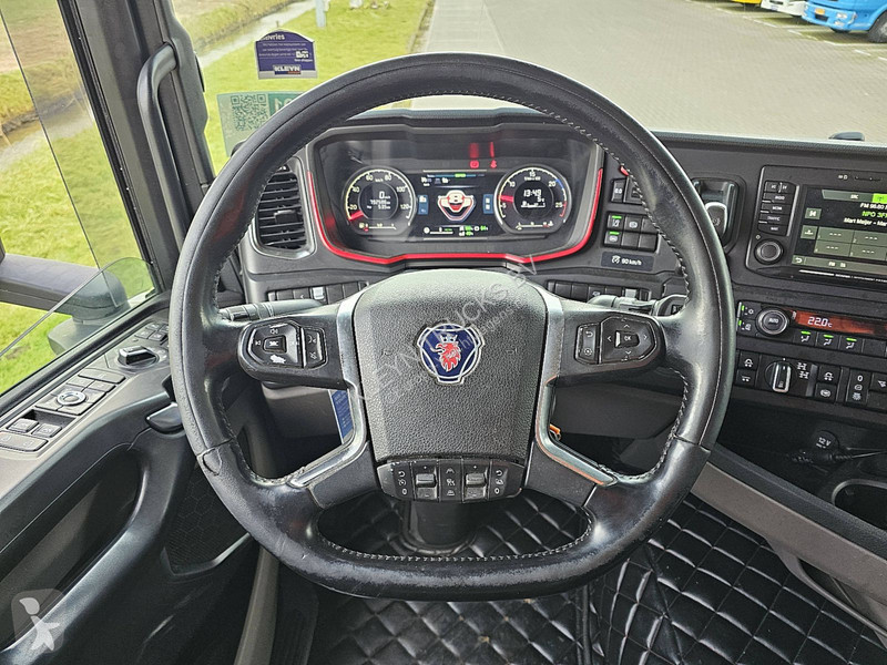 Traktor Scania R650 6X4 RETARDER ED