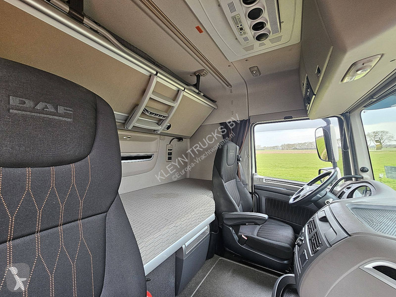 Trekker DAF 480 SPACECAB INTARDER