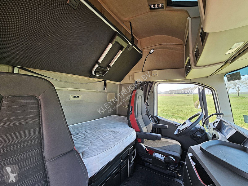 Trekker Volvo 500 XL I-PARK-COOL MEGA