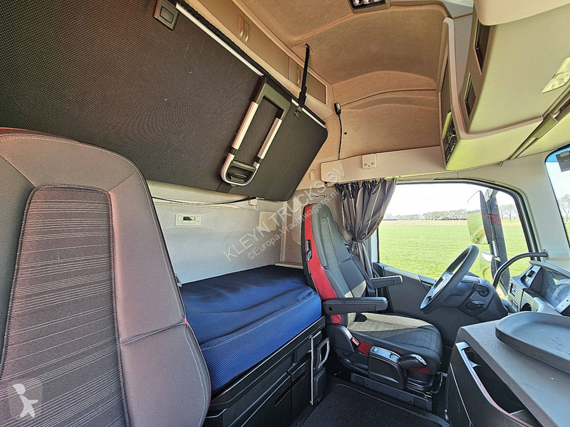 Tahač Volvo 500 XL I-PARK-COOL MEGA