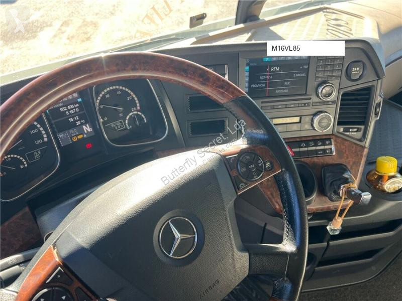 Tractor Mercedes 1863 AMG