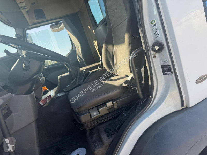 Tracteur Renault 370 DCI