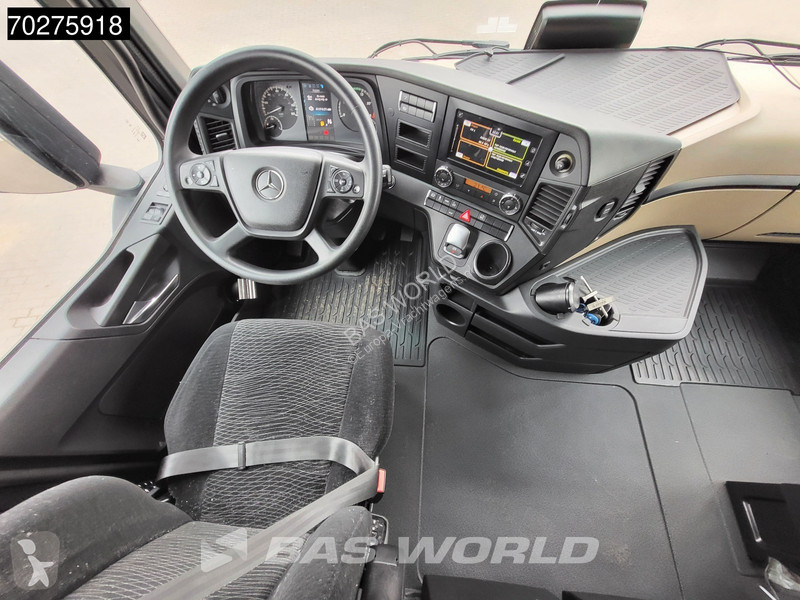 Traktor Mercedes 1851 4X2 BigSpace 2x Tanks