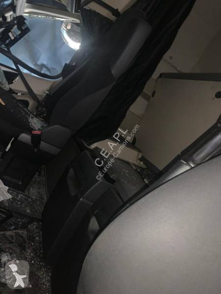 Traktor Mercedes