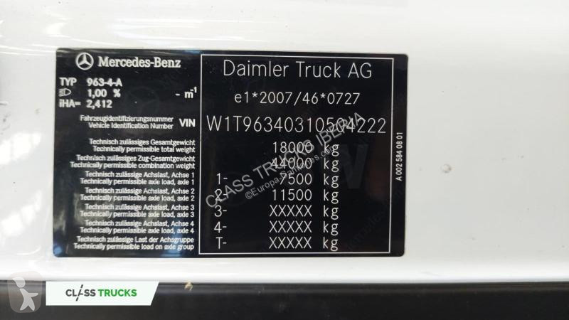 Traktor Mercedes 5 1845 BigSpace