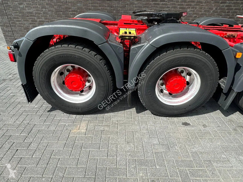 Traktor MAN 41.640 8X4/4 BBS HEAVY DUTY TRACTOR...
