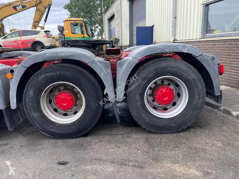 Traktor MAN 41.680 V8 Heavy Duty Tractor 8x4...