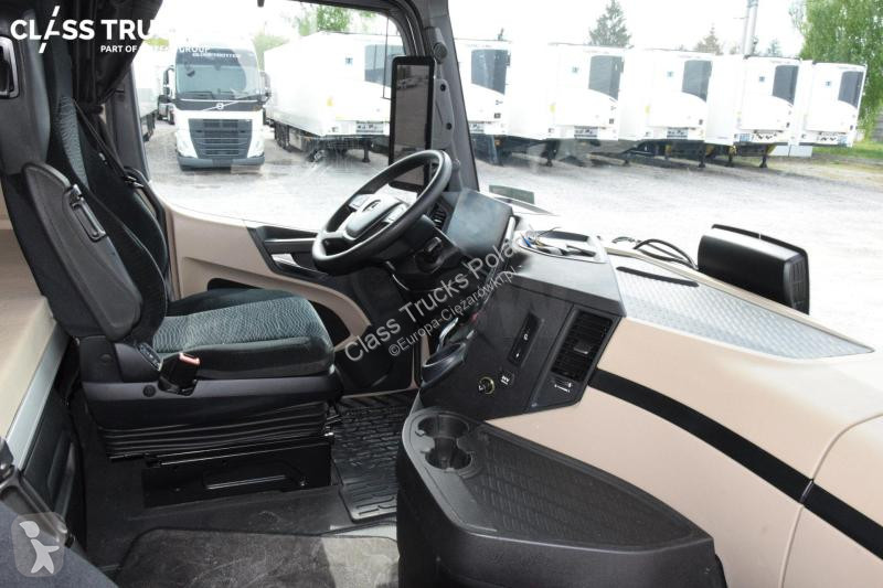 جرار Mercedes 5 1845 BigSpace Max tanks