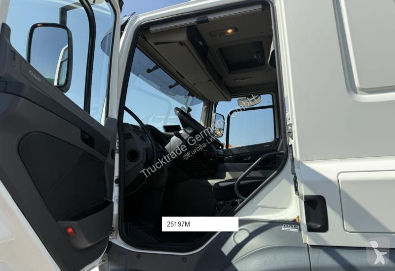 Traktor DAF CF400