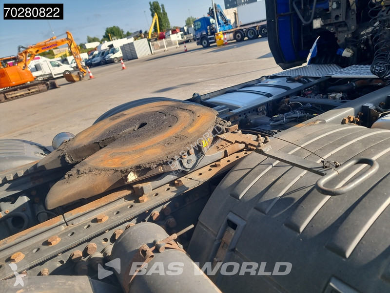 Traktor Scania S520 6X2 Retarder 2x Tanks...