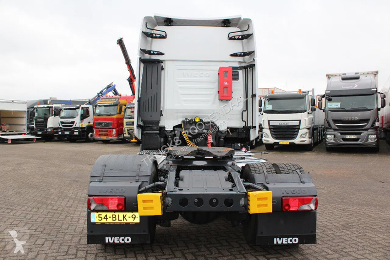Traktor Iveco 420 + euro 6