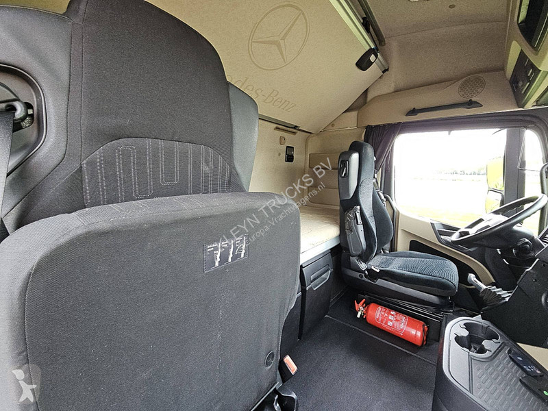 Tractor Mercedes ACTROS 1845 LS