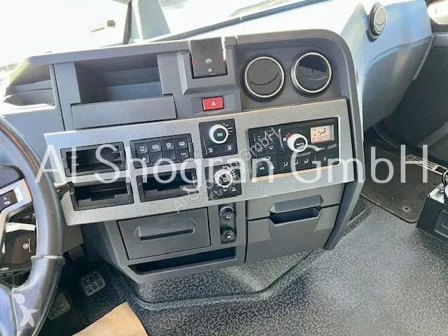 Traktor Renault T520 Standklima/Retarder/Voll...